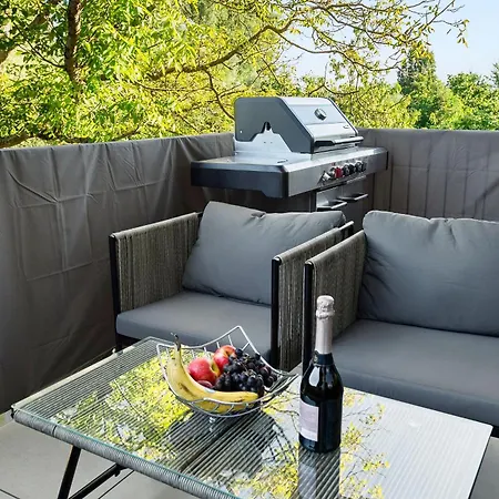 Lit Living Deluxe Woerth - Parking - Box Spring - Bbq - Balcony Apartment *