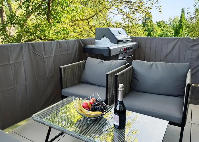 Lit Living Deluxe Woerth - Parking - Box Spring - Bbq - Balcony דירה *