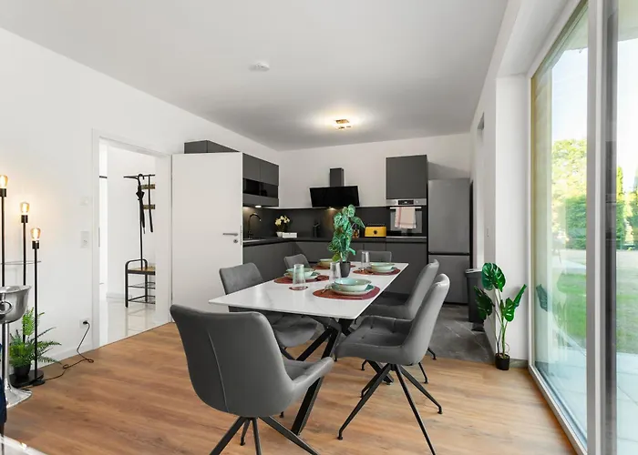 Lit Living Deluxe Woerth - Parking - Box Spring - Bbq - Balcony * וורת אם ריין