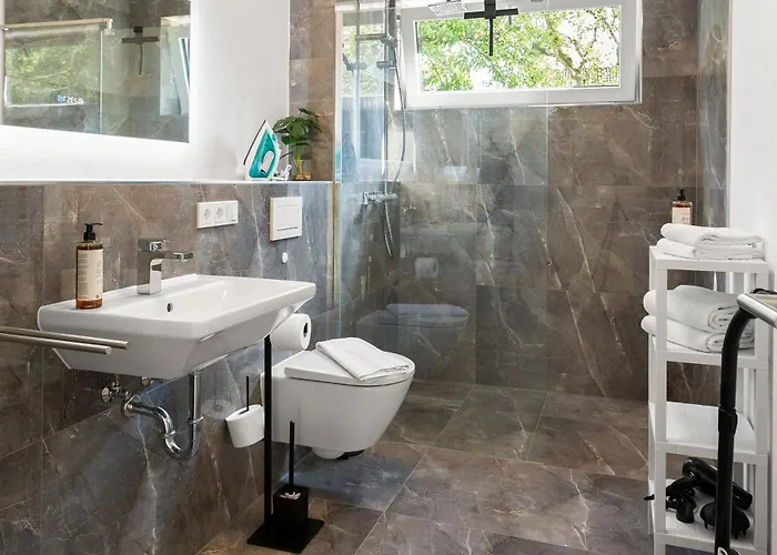 Lit Living Deluxe Woerth - Parking - Box Spring - Bbq - Balcony