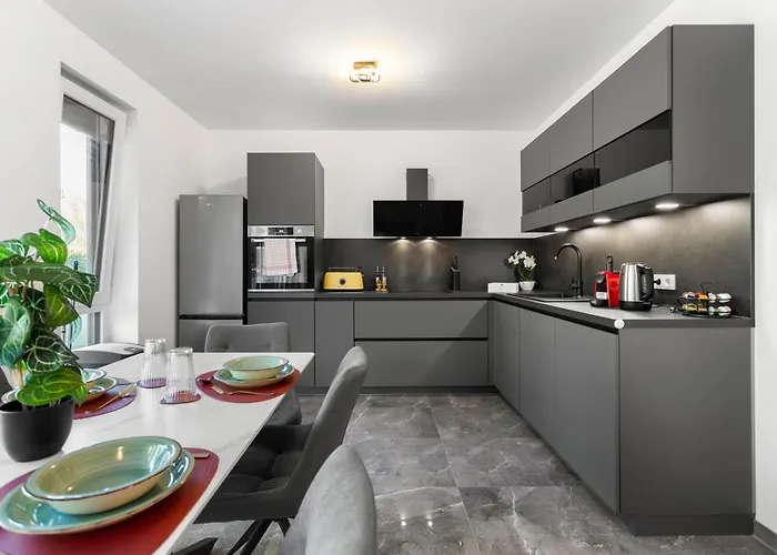 Lit Living Deluxe Woerth - Parking - Box Spring - Bbq - Balcony