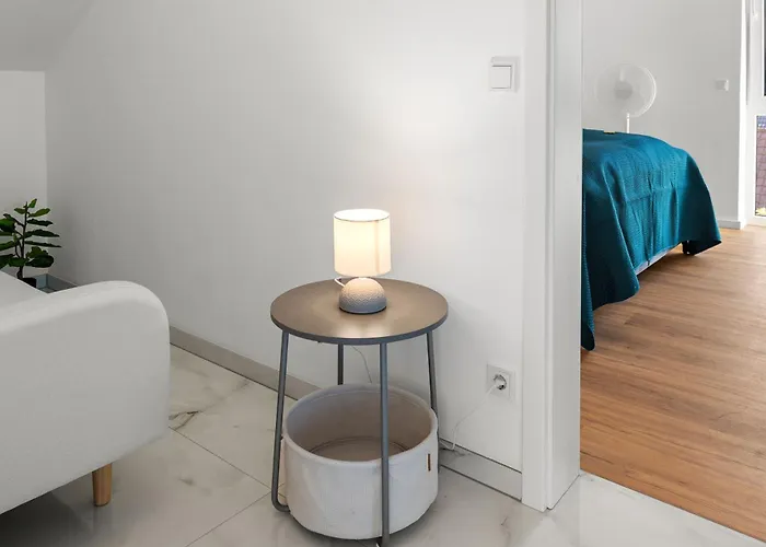 Lit Living Deluxe Woerth - Parking - Box Spring - Bbq - Balcony * וורת אם ריין