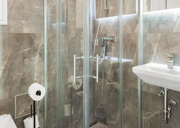 Lit Living Deluxe Woerth - Parking - Box Spring - Bbq - Balcony *